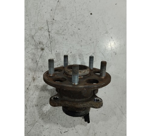 Ступица задняя левая