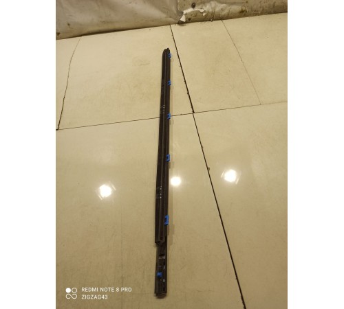 Уплотнитель стекла(передний, левый, внешний)