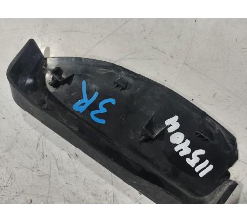 Накладка фонаря задняя правая