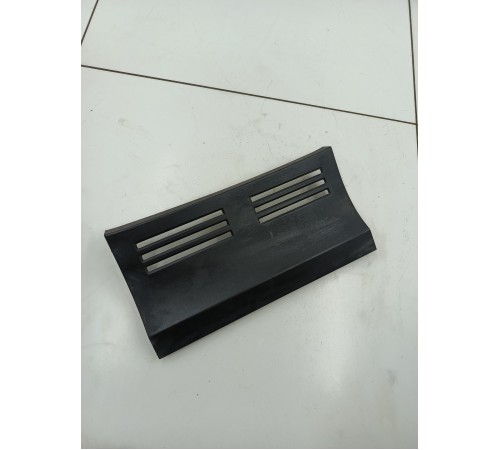 Накладка двигателя передняя центральная