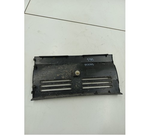 Накладка двигателя передняя центральная