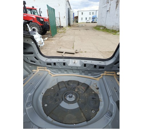 Панель задняя