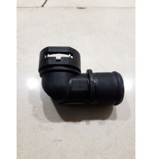 Фланец радиатора охлаждения двигателя нижний