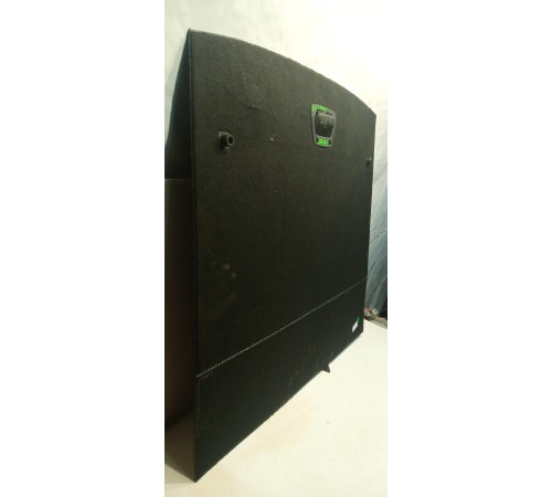 Пол багажника