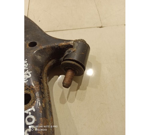 Рычаг подвески(передний левый)