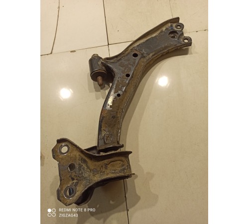 Рычаг подвески(передний левый)