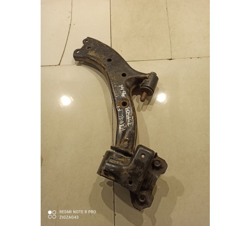 Рычаг подвески(передний левый)