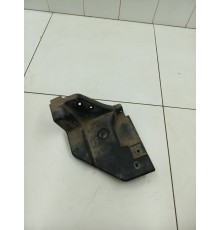 Кронштейн передний правый