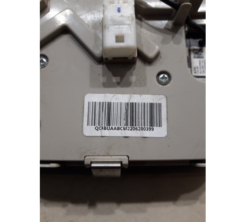 Плафон внутреннего освещения(передний)