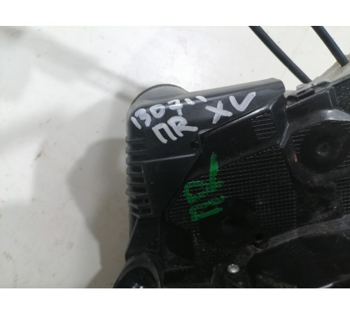 Замок двери передний правый