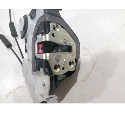 Замок двери передний правый