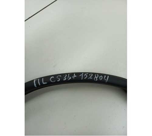 Уплотнитель двери передний левый