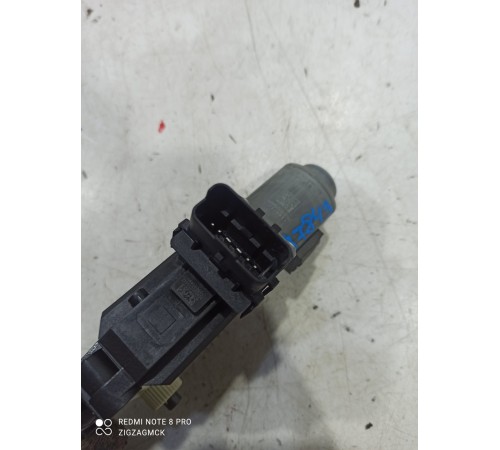 Моторчик стеклоподъемника (задний правый)