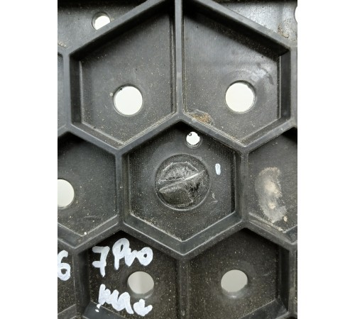 Площадка под аккумулятор АКБ