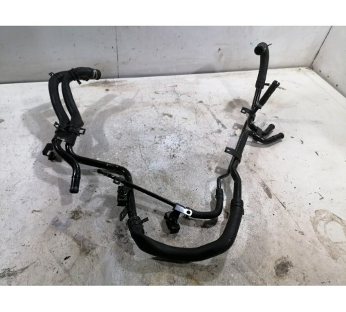 Патрубок системы охлаждения (металлический)