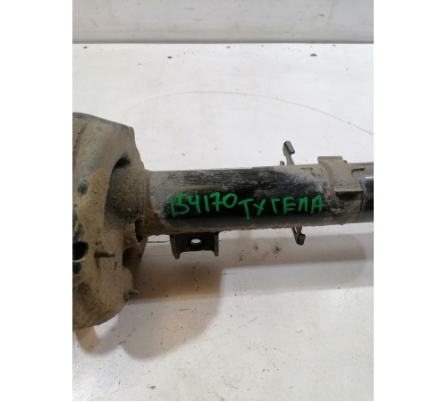 Амортизатор подвески передний правый в сборе