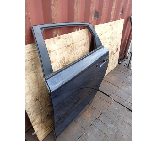 Дверь задняя левая
