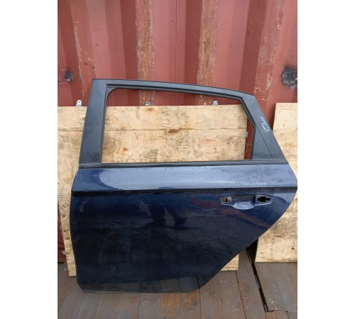 Дверь задняя левая