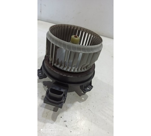 Моторчик отопителя (печки)