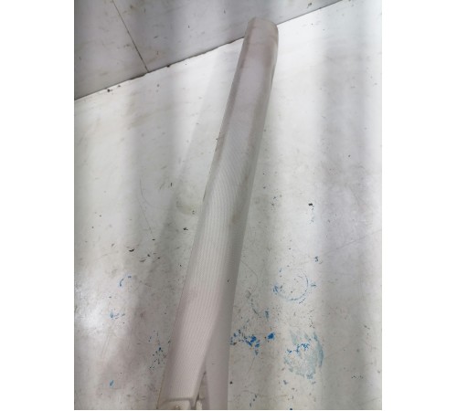 Накладка стойки лобового стекла левая