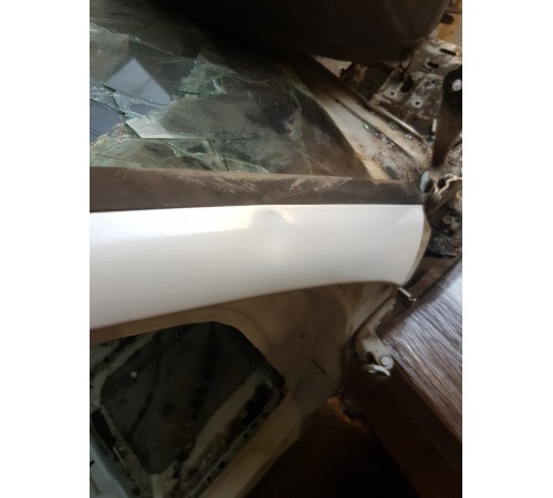 Стойка лобового стекла правая