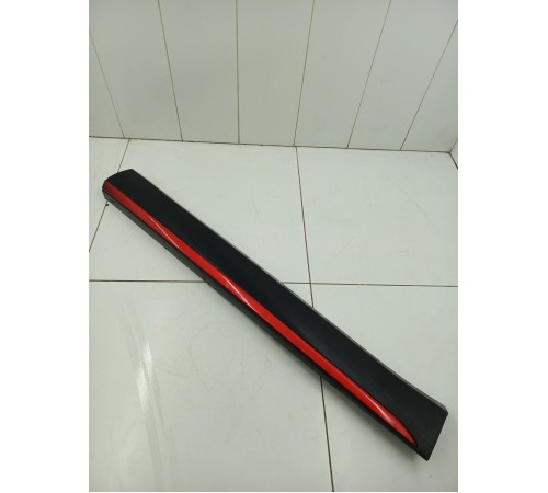 Накладка двери передняя левая