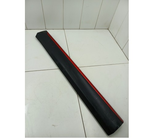 Накладка двери передняя левая