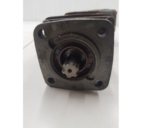 Гидронасос HYVA с наклонным блоком