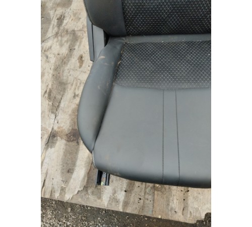 Сиденье переднее правое