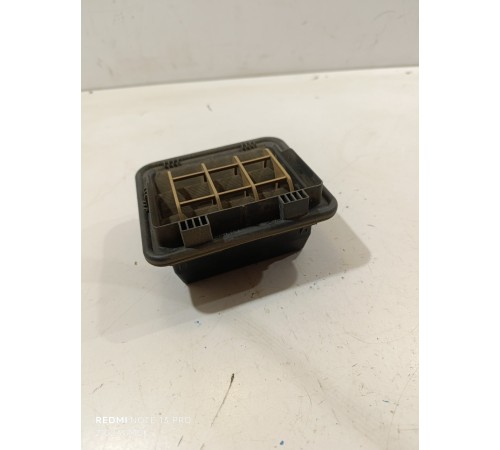 Решетка вентиляционная