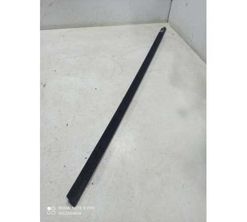 Уплотнитель стекла (задний левый наружный)