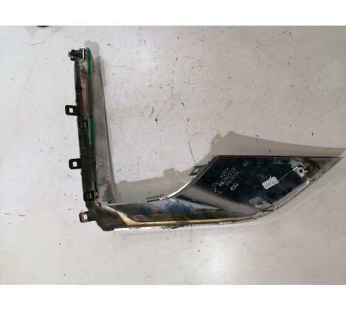 Накладка декоративная переднего бампера левая