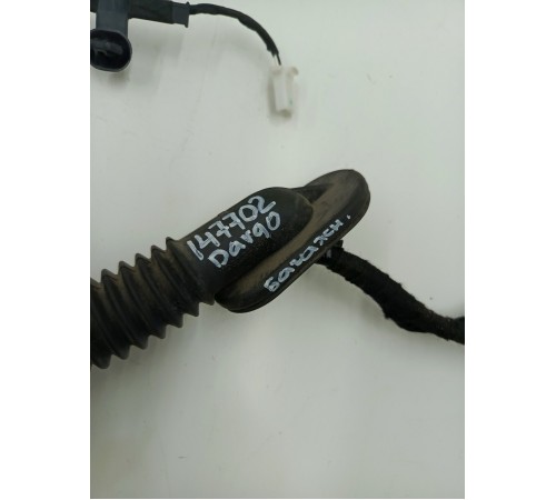 Электропроводка двери багажника