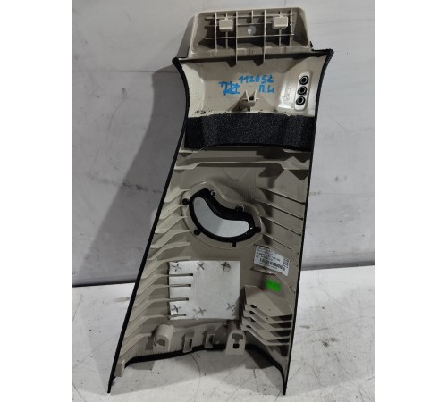 Обшивка центральной стойки(левая верхняя)