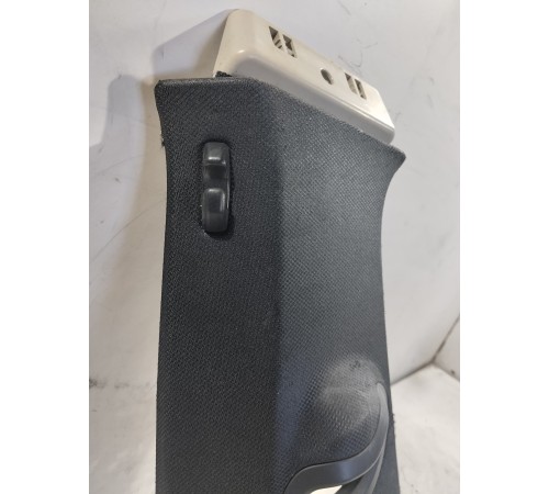 Обшивка центральной стойки(левая верхняя)