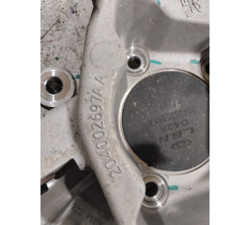 Кулак поворотный задний левый