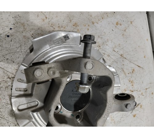 Кулак поворотный задний левый