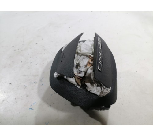 Подушка безопасности водителя