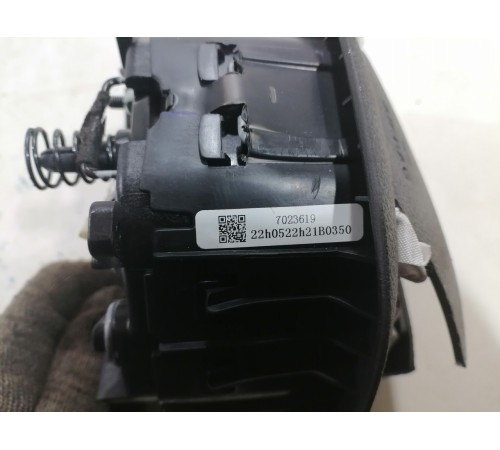 Подушка безопасности водителя