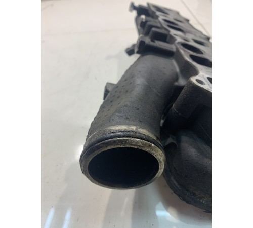 Впускной коллектор