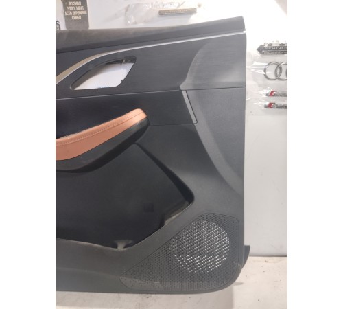 Обшивка двери передняя левая