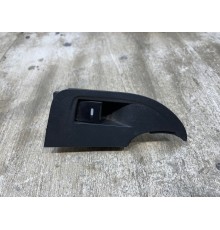 Кнопка стеклоподъемника