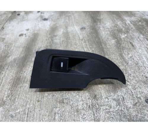 Кнопка стеклоподъемника