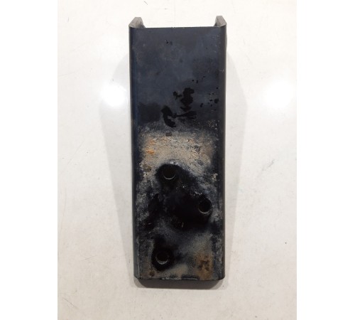 Кронштейн(крепление) амортизатора передний правый