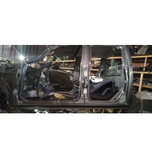 Порог со стойкой левый