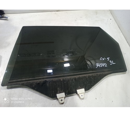 Стекло двери (заднее левое)