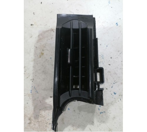 Воздушный дефлектор передний