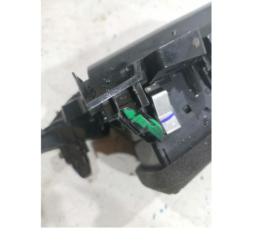 Воздушный дефлектор передний