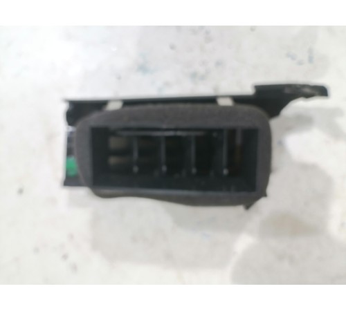 Воздушный дефлектор передний