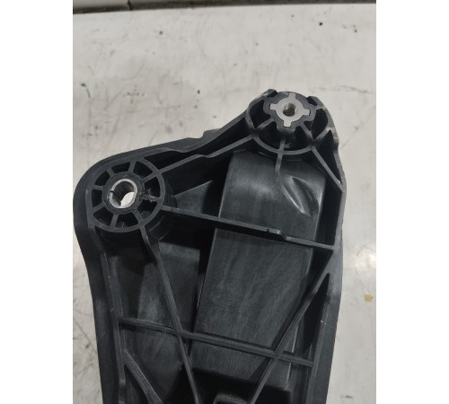 Педаль сцепления